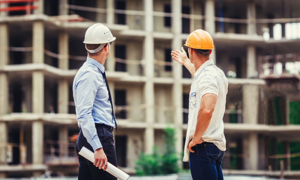 Difference Between Contractor and Architect: Understand Before Starting a Project