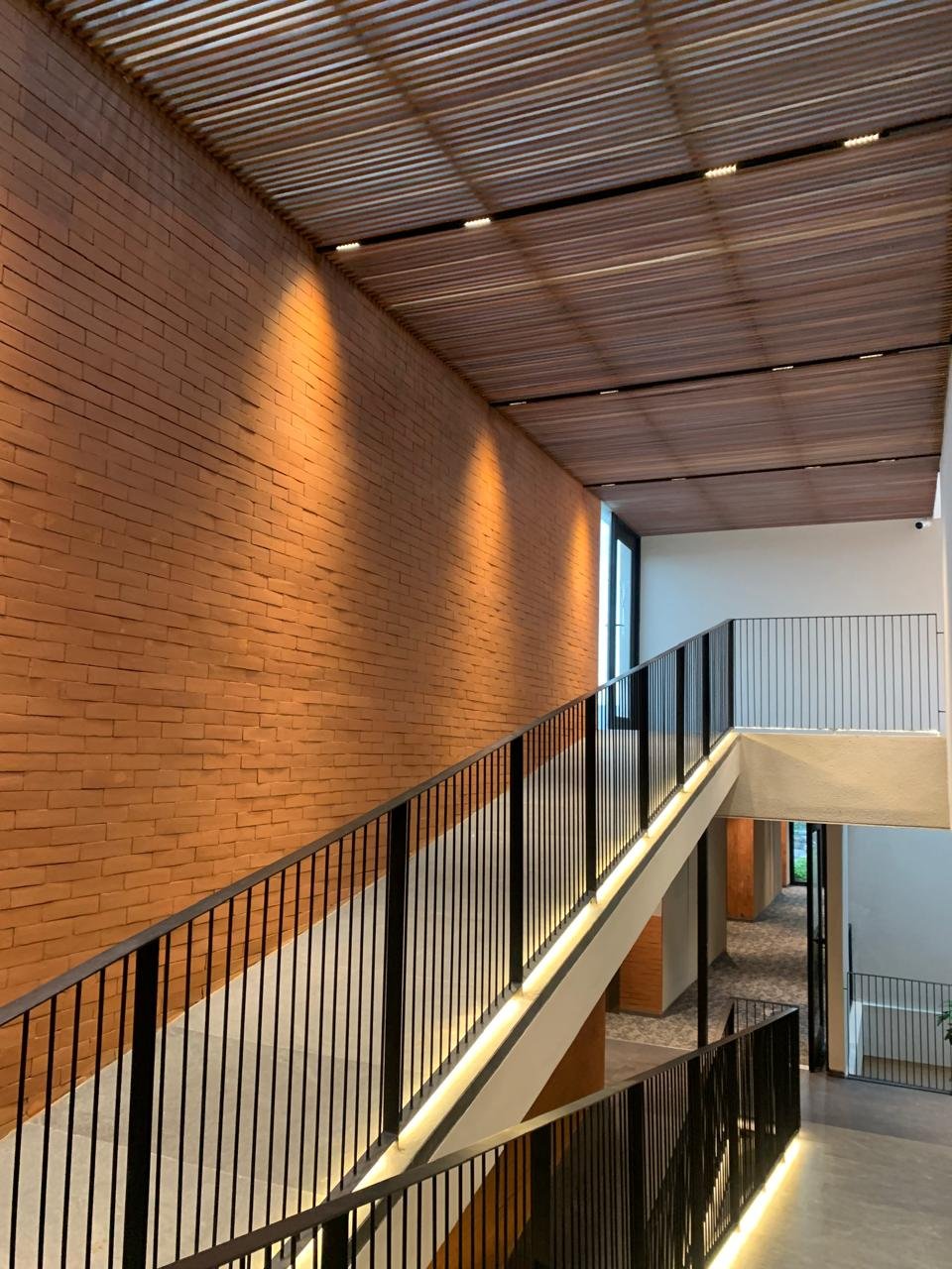 Hotel Manon (3 Floors)