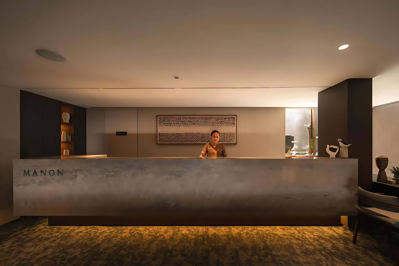 Hotel Manon (3 Floors)