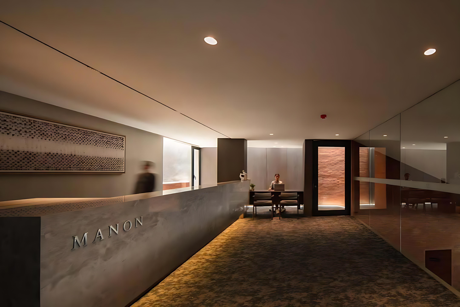 Hotel Manon (3 Floors)