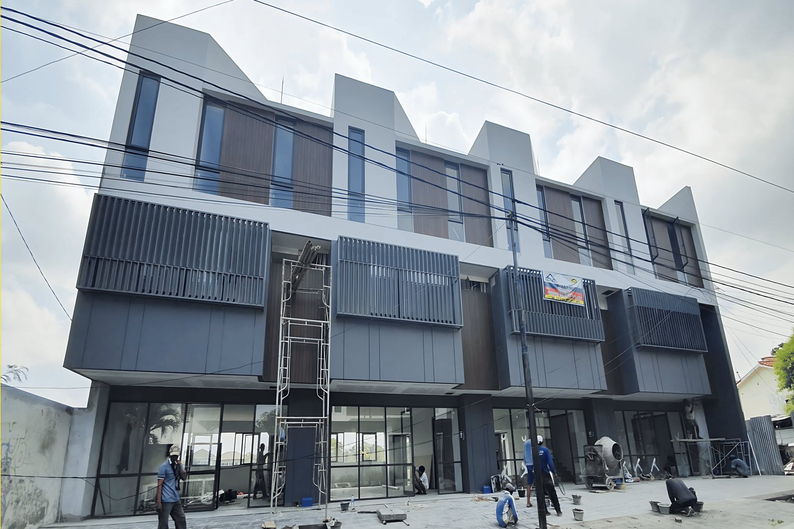 Office SS (4 Floors)