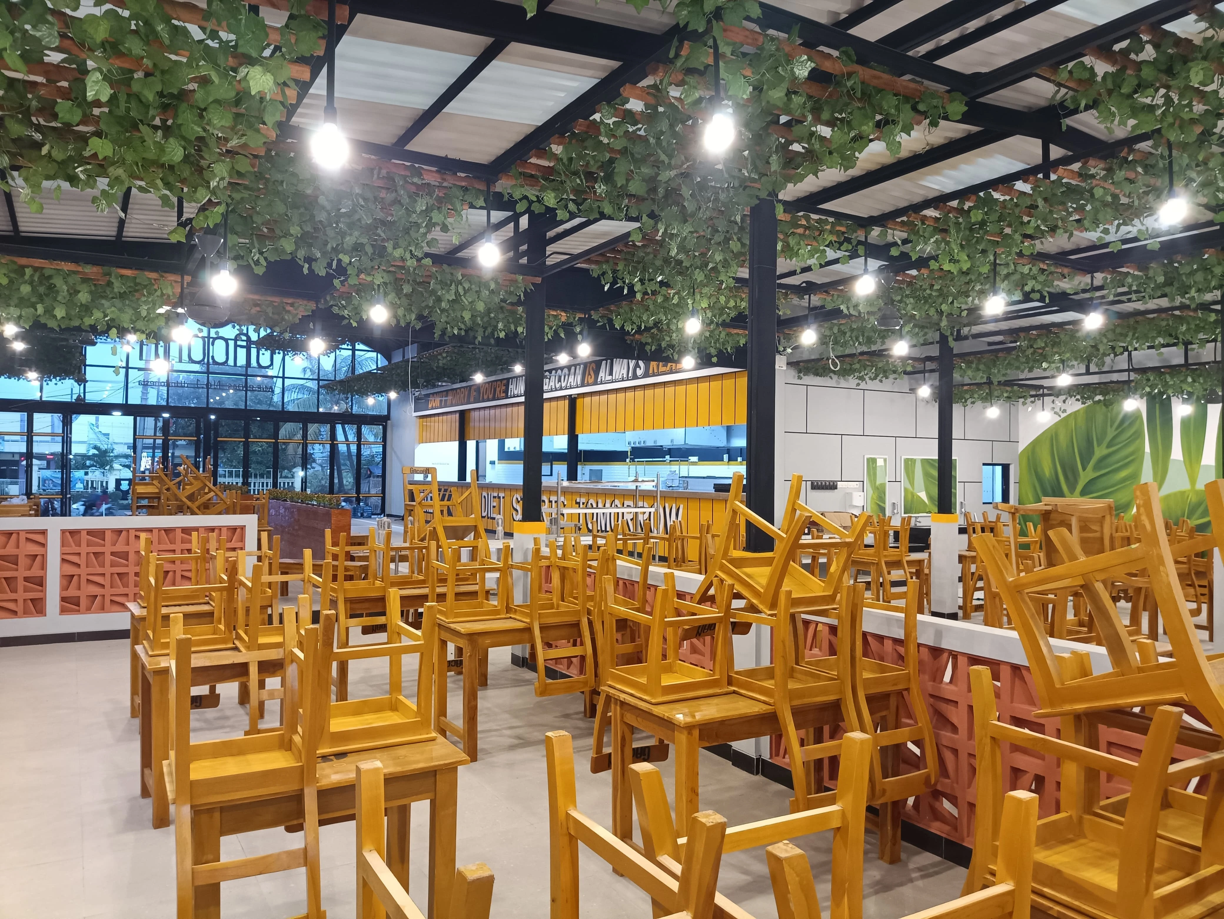 Resto Gacoan Kampung Melayu