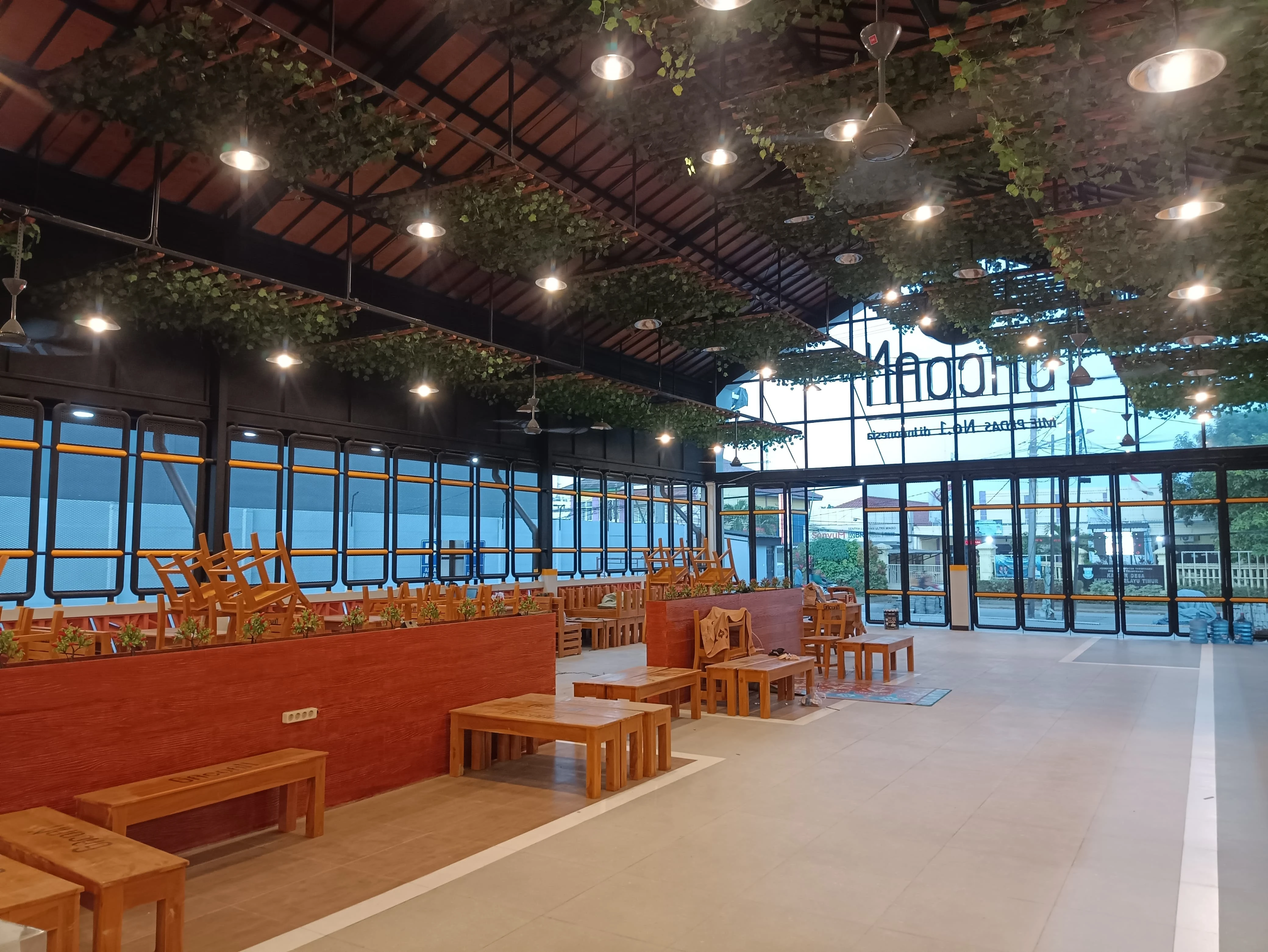 Resto Gacoan Kampung Melayu