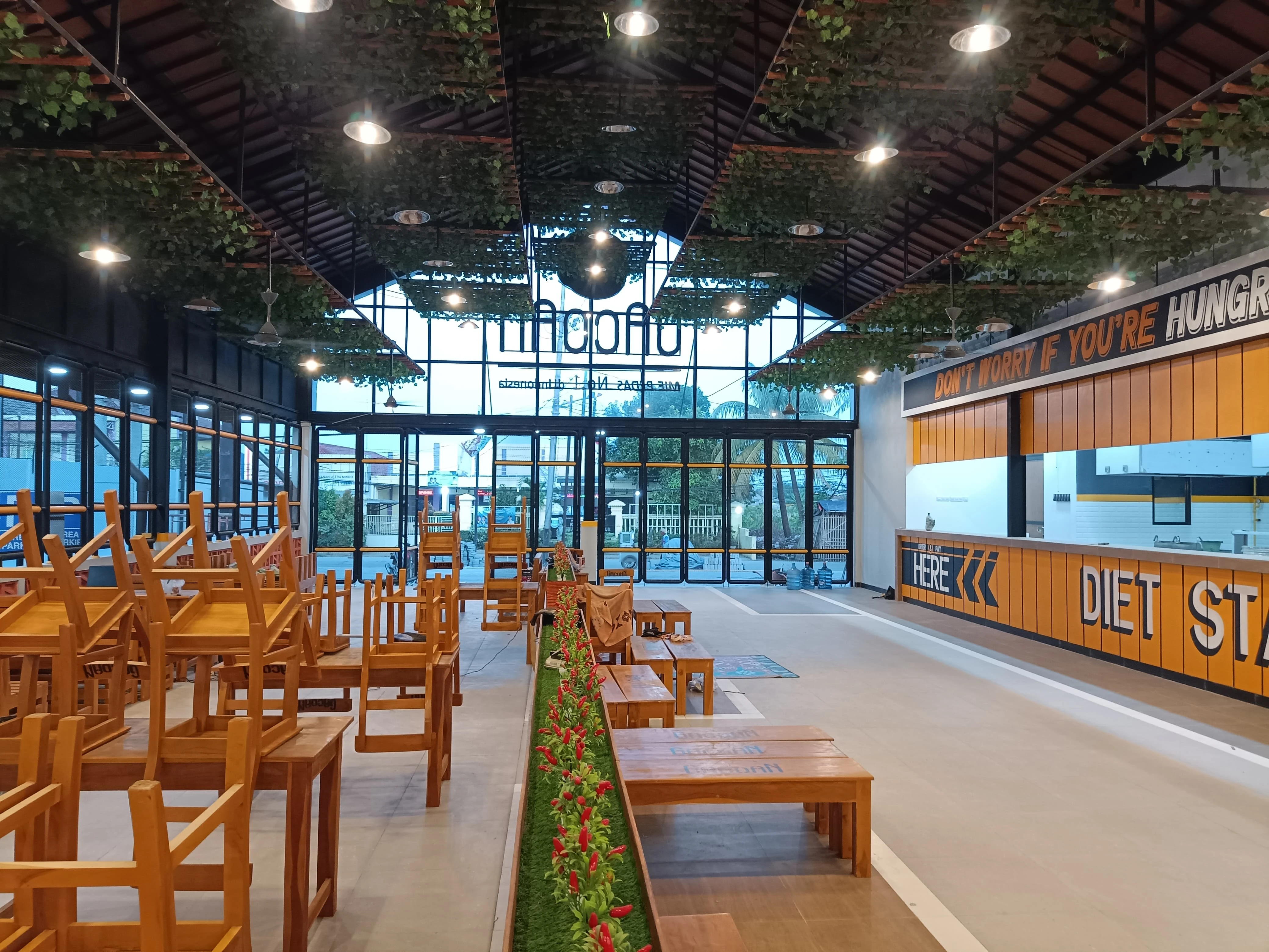 Resto Gacoan Kampung Melayu