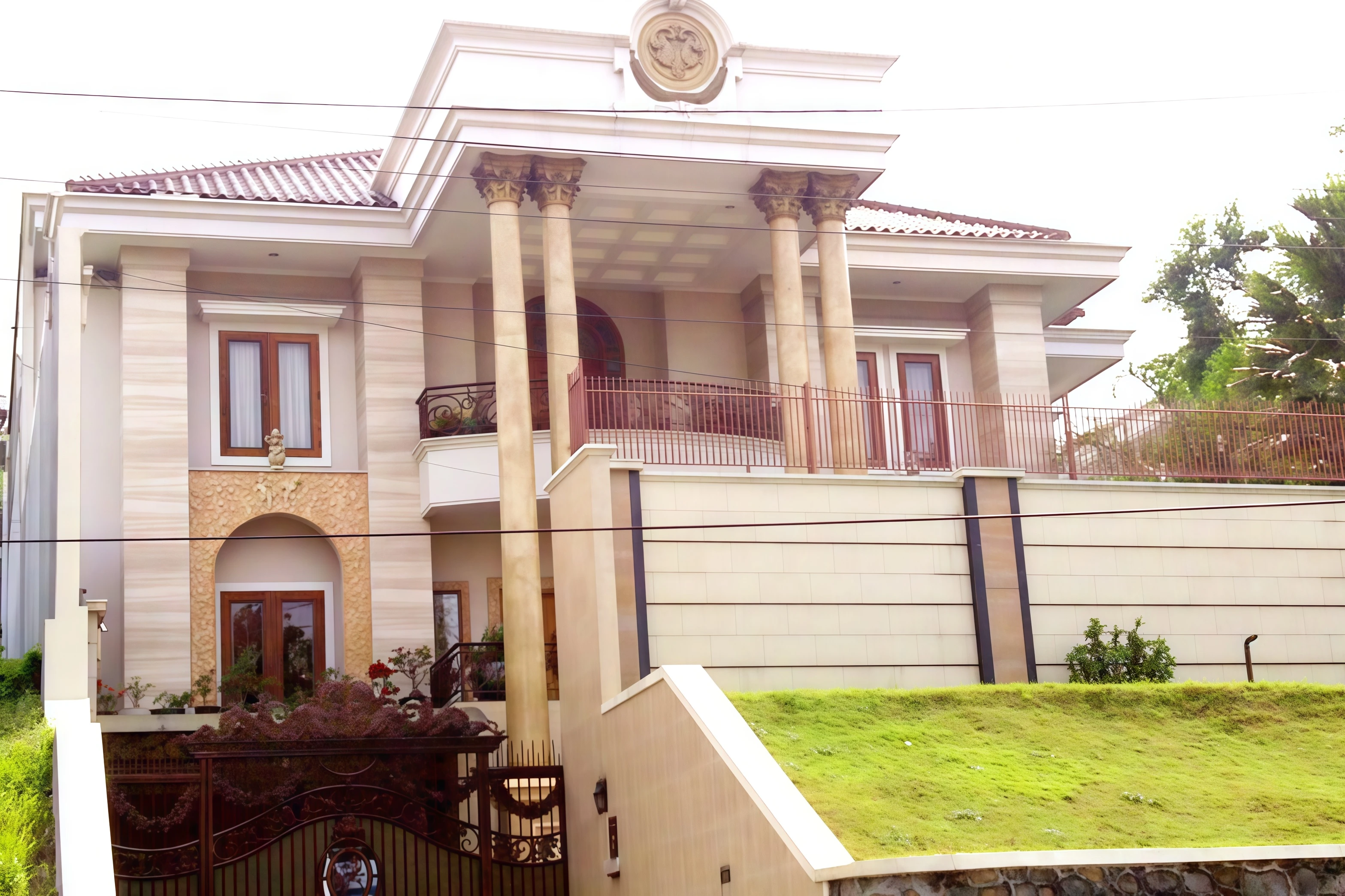  House SA 2 (3 Floors)