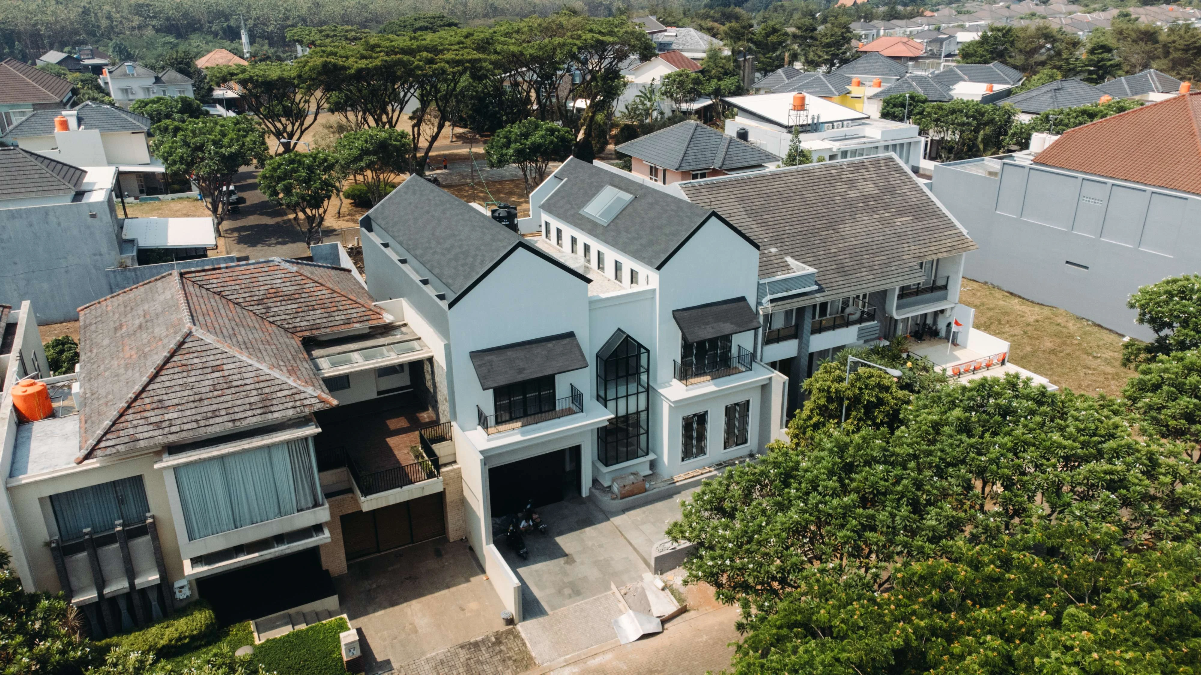 House GTP (3 Floors)