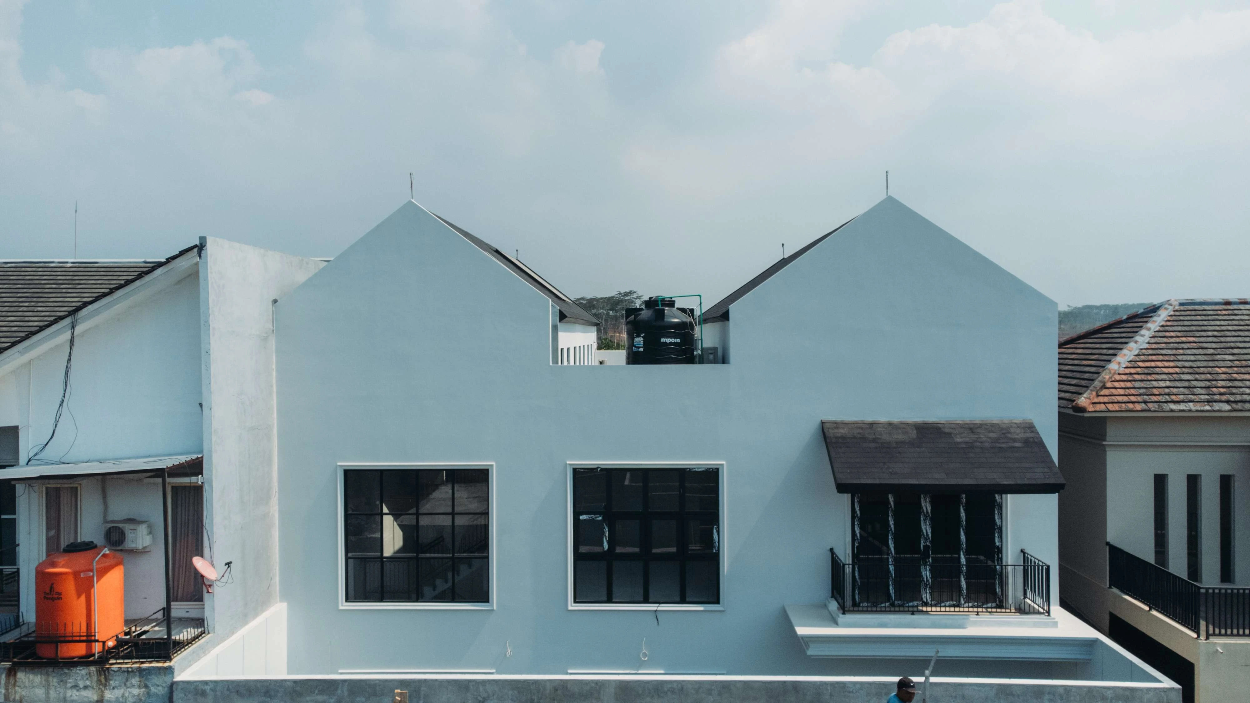 House GTP (3 Floors)