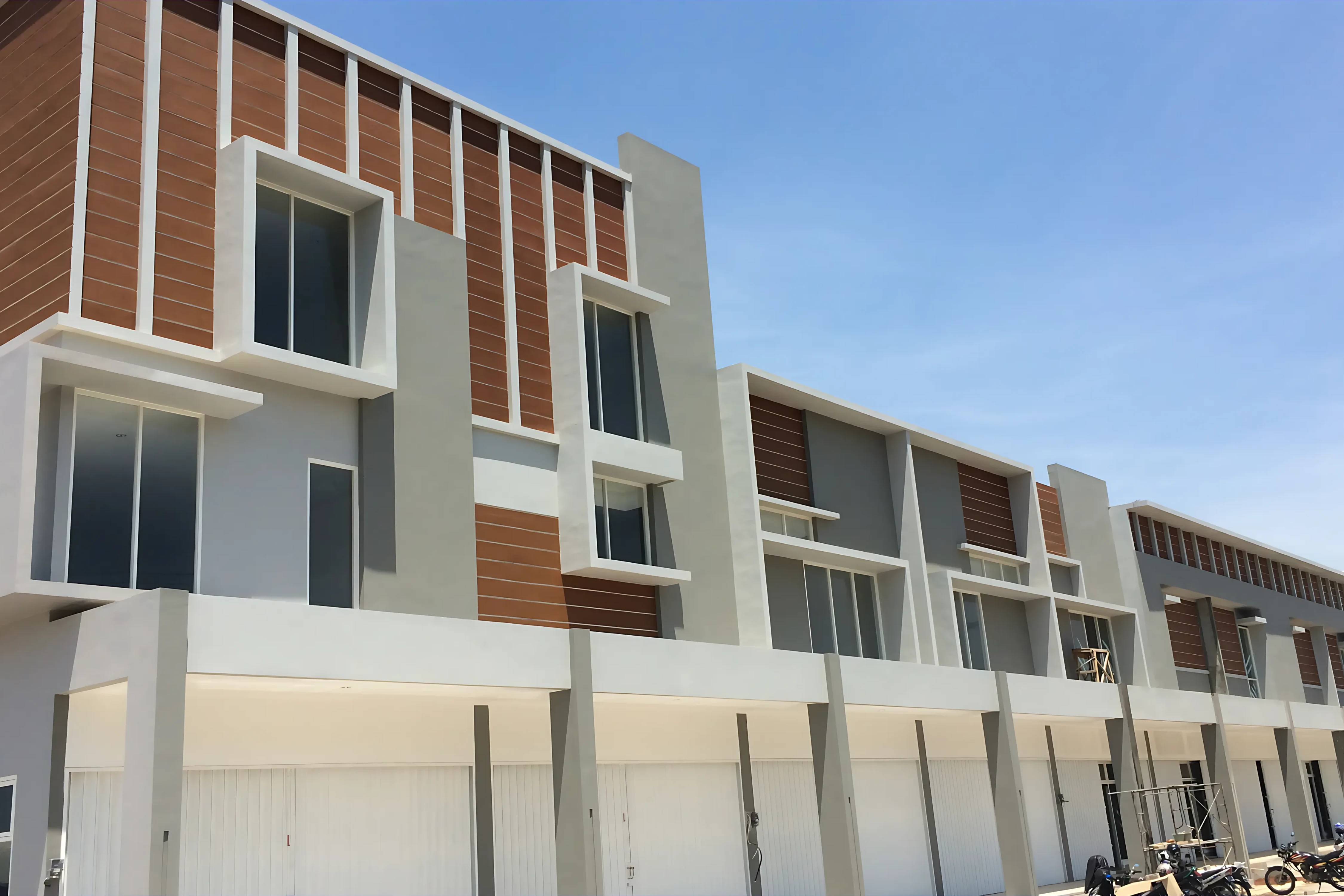 Kompleks Ruko & Gudang EG (3 Floors)