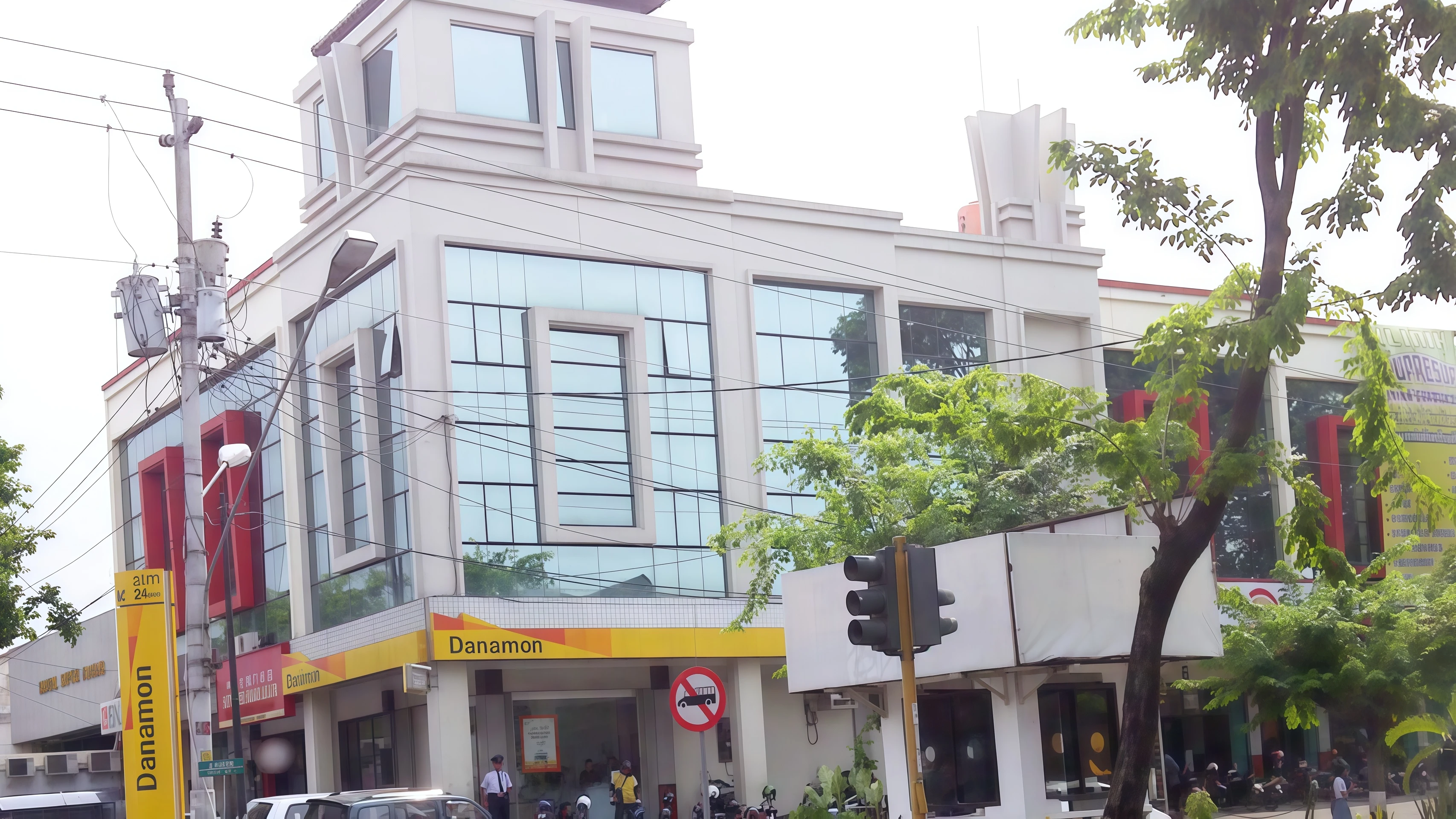  Shophouse DC (2 Floors)