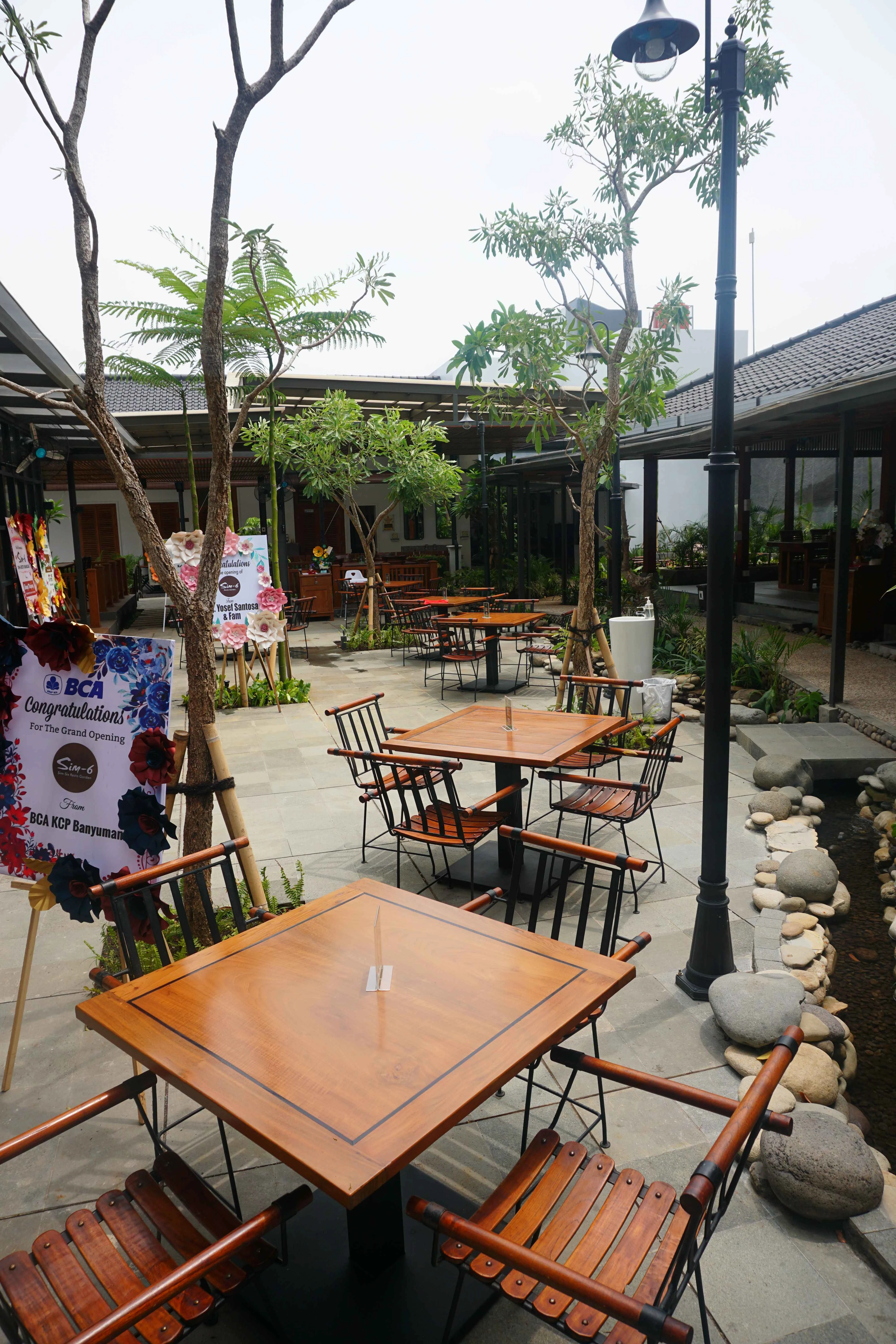 Resto Sim Six (2 Floors)