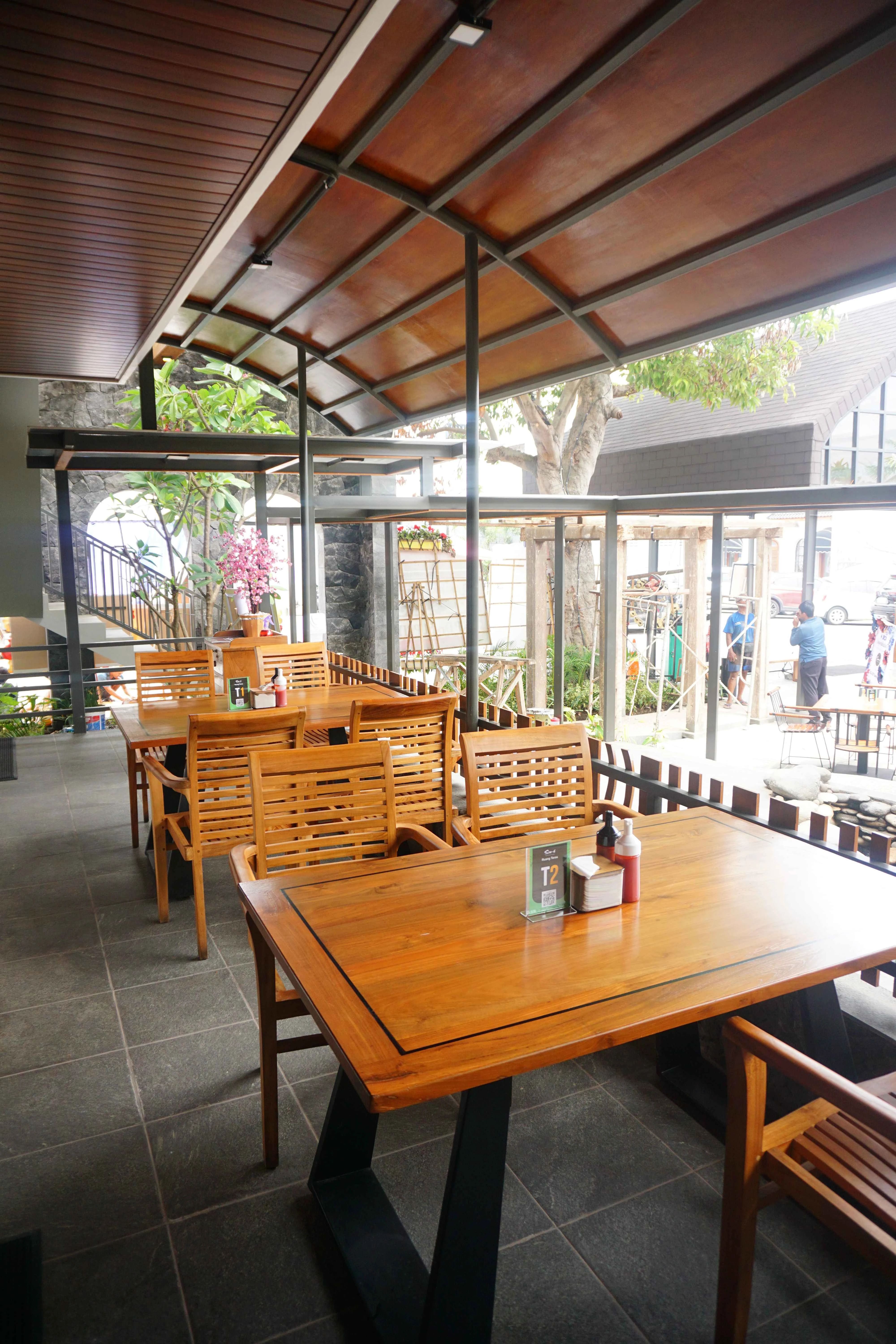 Resto Sim Six (2 Floors)