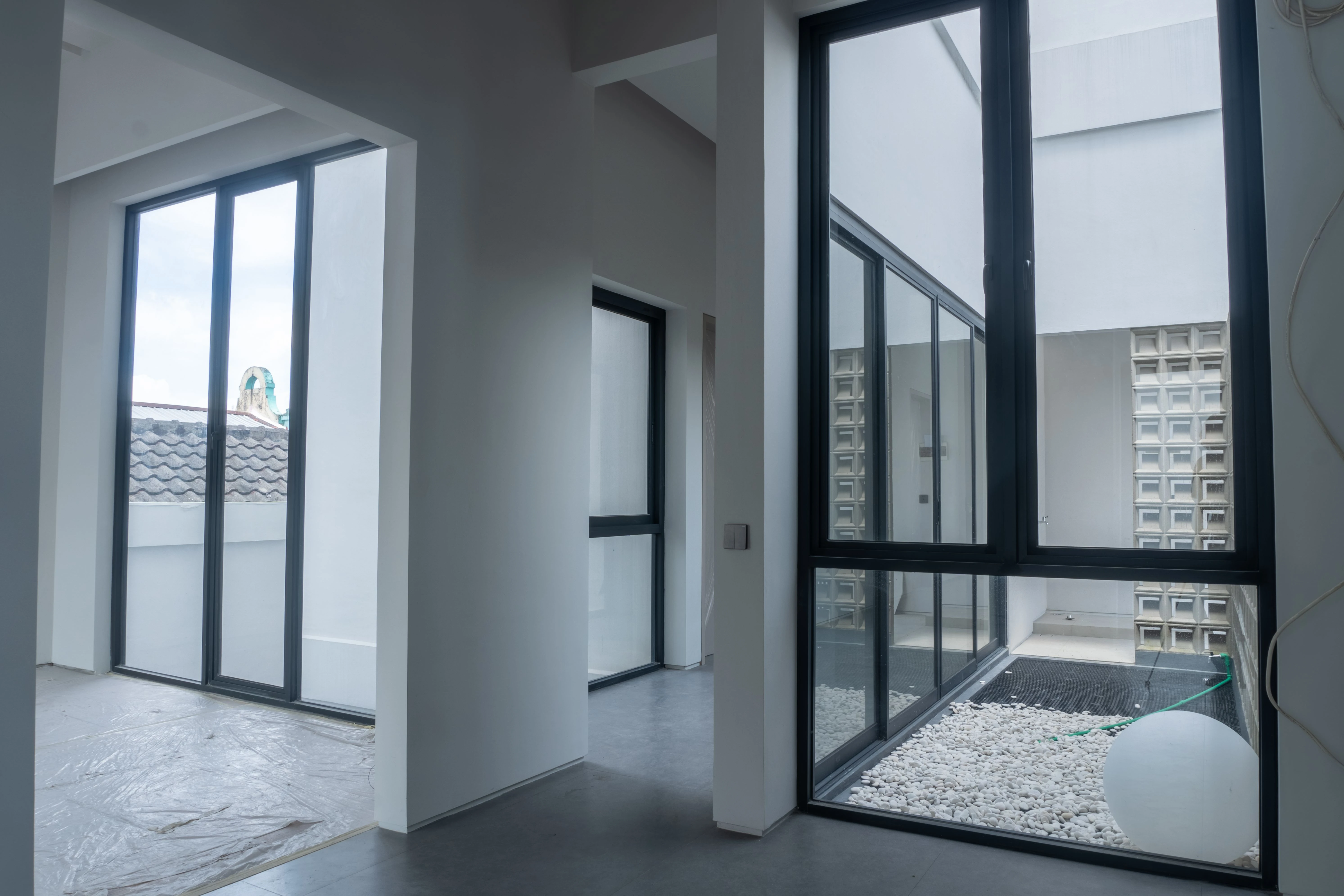 Ronde Ny. Ong (3 Floors)