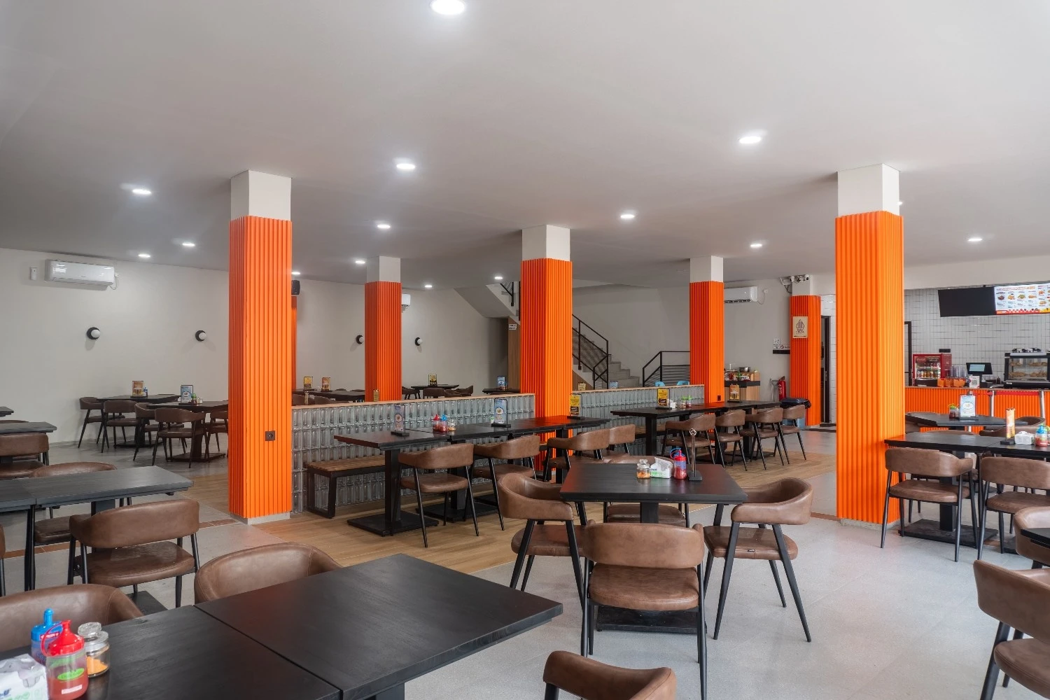 Resto OTI ( 2 Floors)