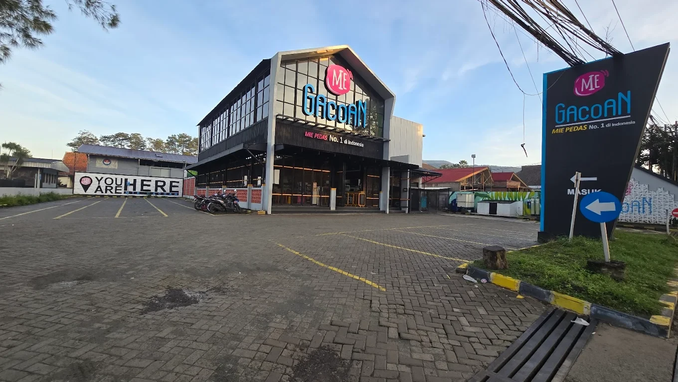  Resto Gacoan Lembang