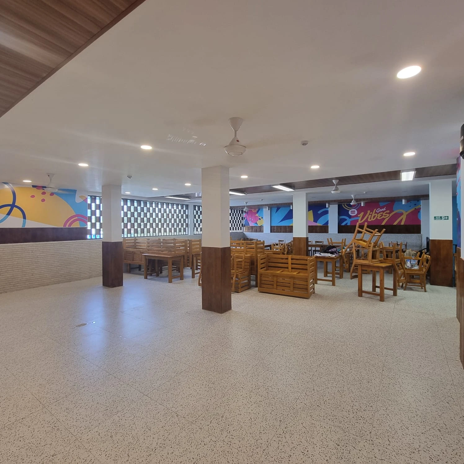 Resto Gacoan Benhill (4 Floors)