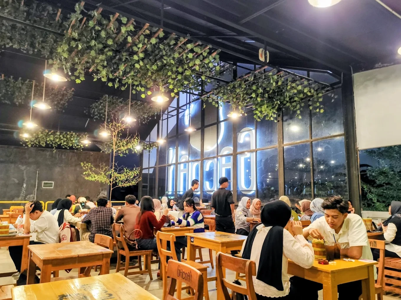 Resto Gacoan Gejayan (2 Floors)