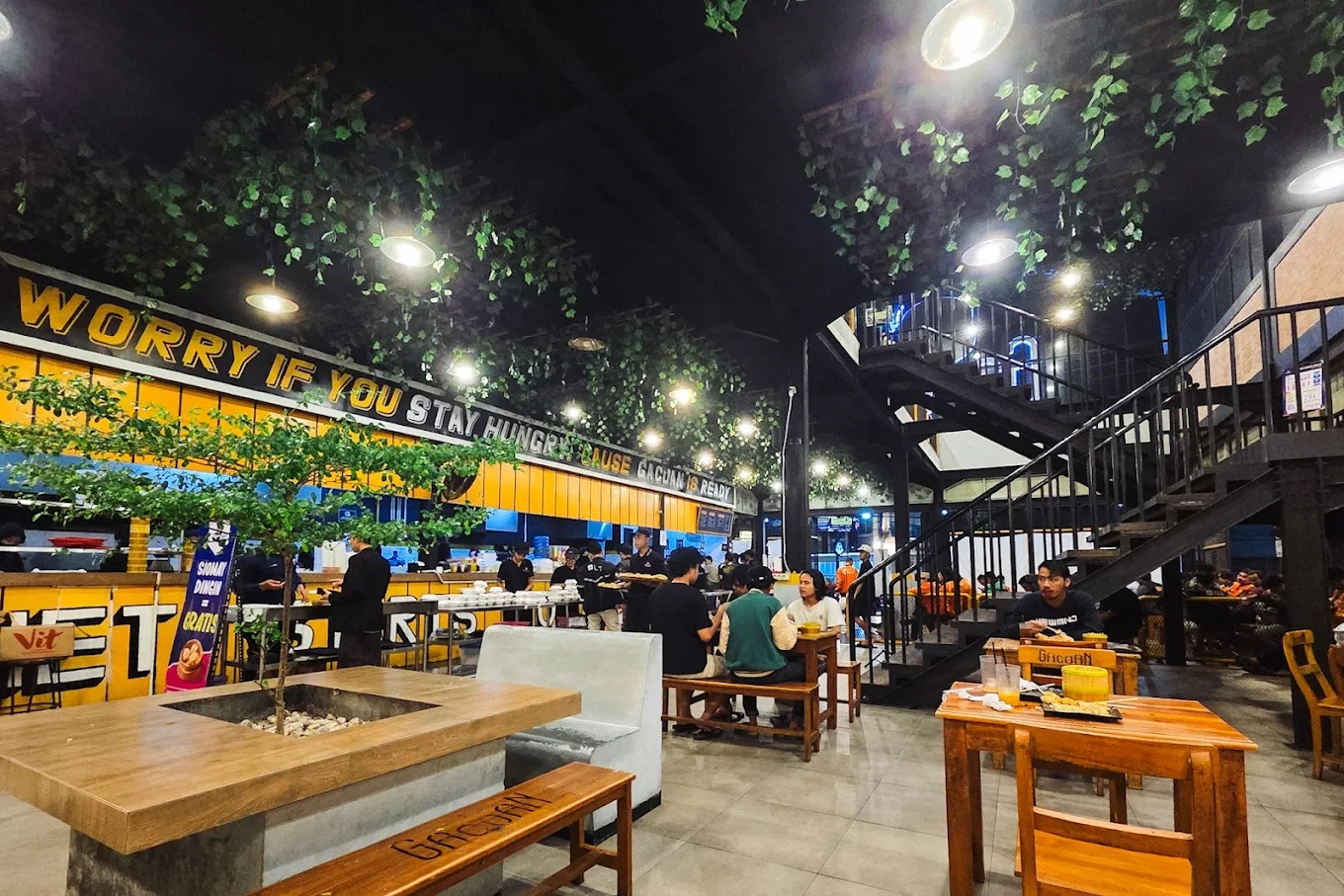 Resto Gacoan Gejayan (2 Floors)