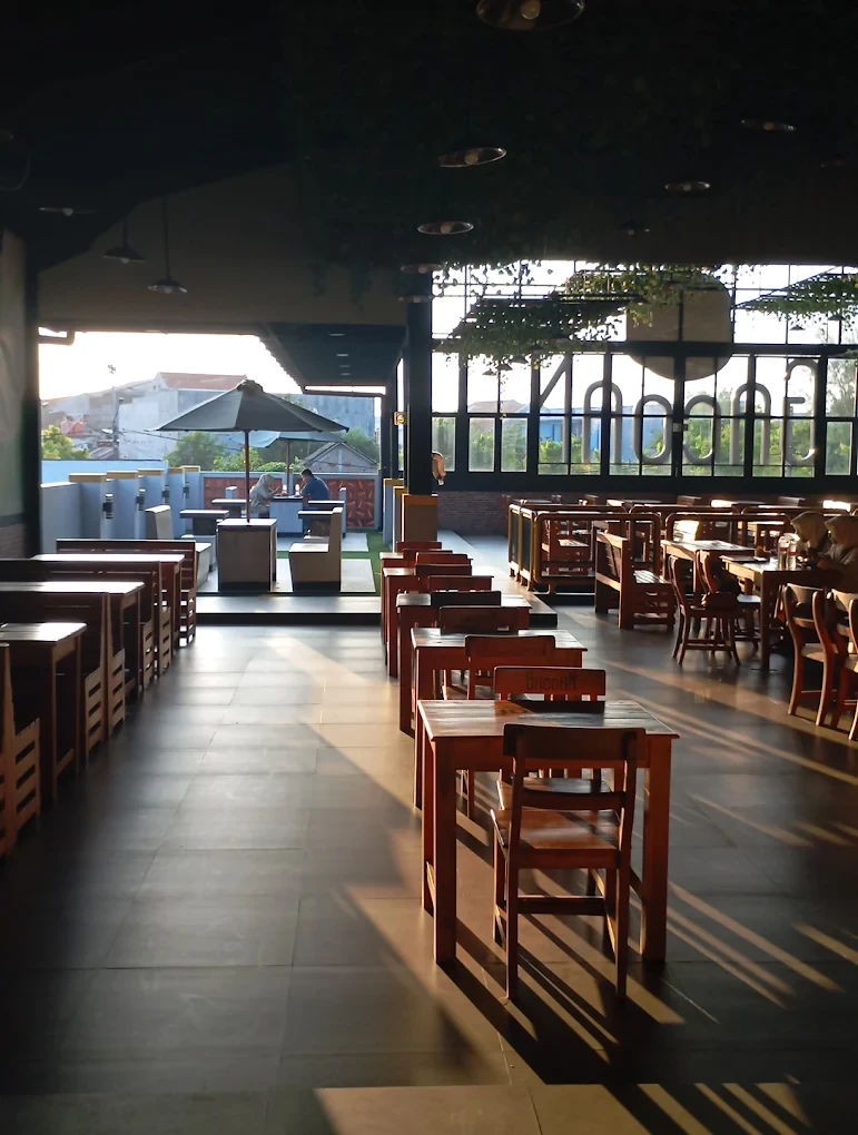 Resto Gacoan Ngawi (2 Floors)